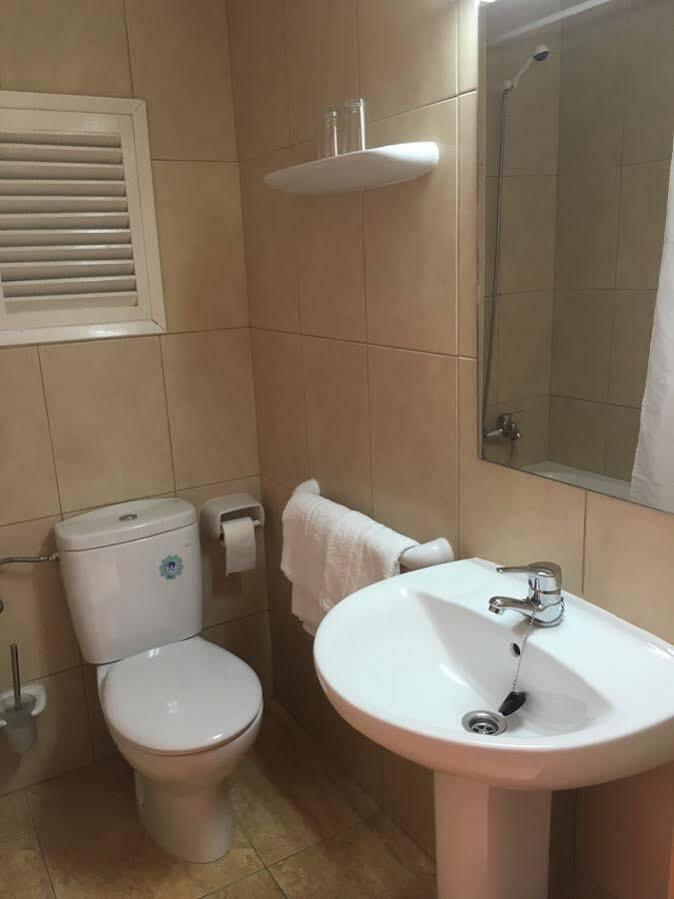 Hostal Residencia Nicolau San Antonio  Eksteriør bilde